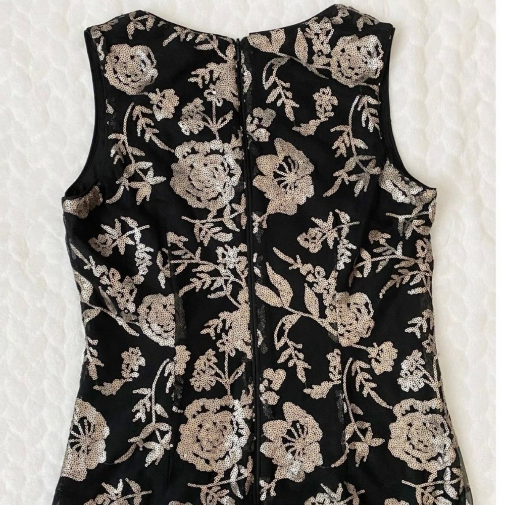 Sequined Embroidered V-Neck Cocktail Holiday‎ Party Midi Dress 8 Donna Riicco - Picture 13 of 15
